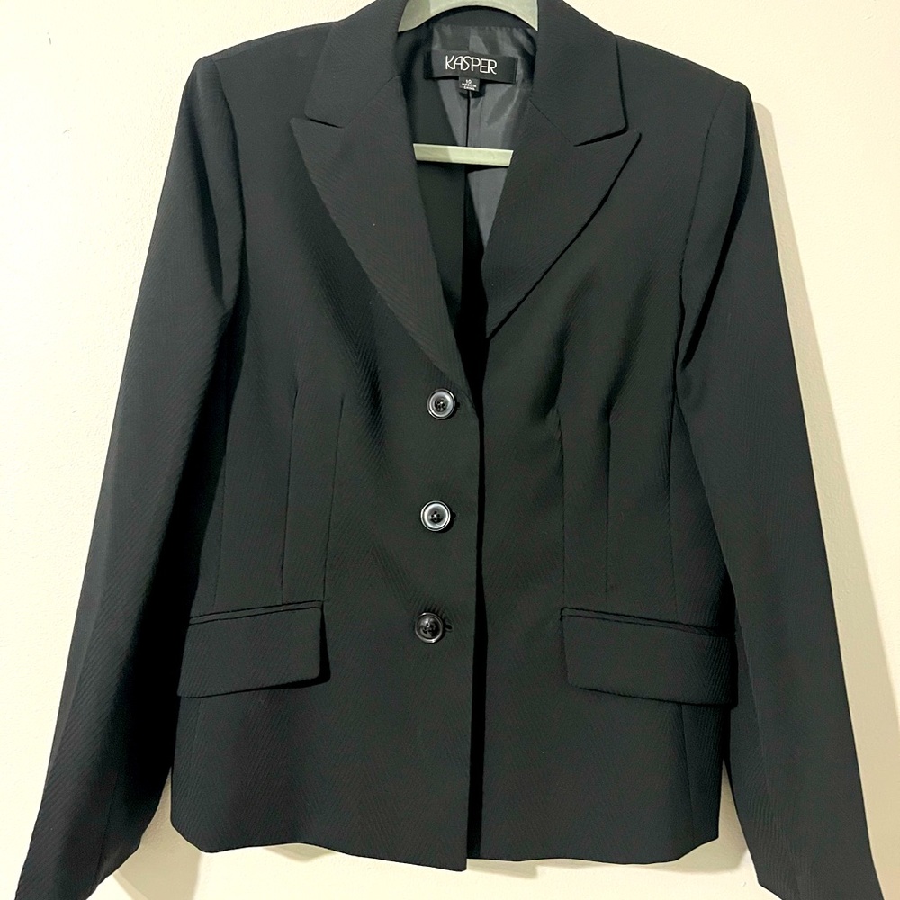 Womans Kasper Black Textured Pant Suit - Size 10